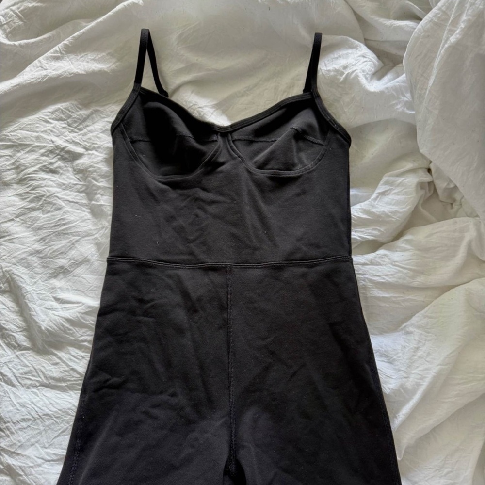 Aritzia Wilfred Wherever Black short romper size M